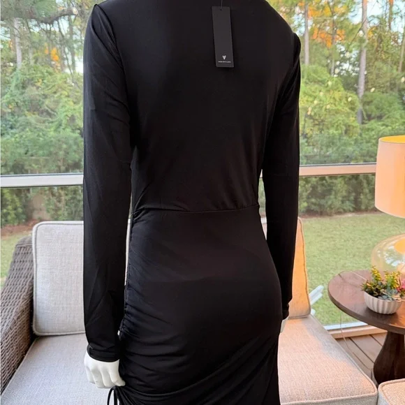 Lulu’s Black Draped Long Sleeve Dress- NWT Size L - Picture 6 of 6